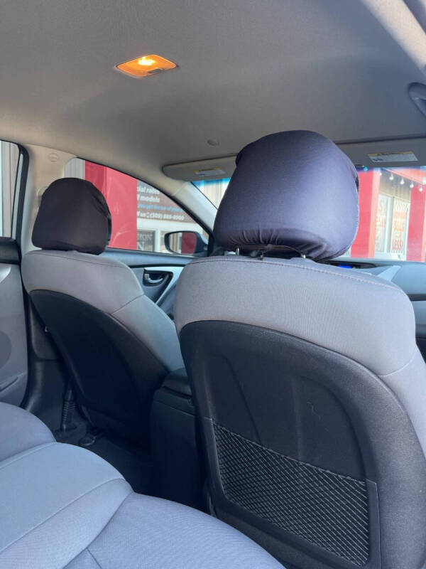 2012 Hyundai Elantra GLS