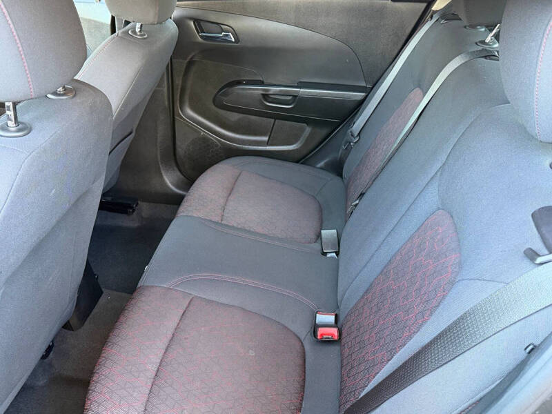 2019 Chevrolet Sonic LT Auto