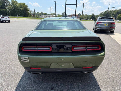 2023 Dodge Challenger SXT