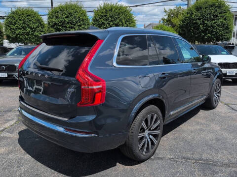 2024 Volvo XC90 B5 Core Bright Theme