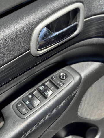 2020 Jeep Grand Cherokee Laredo