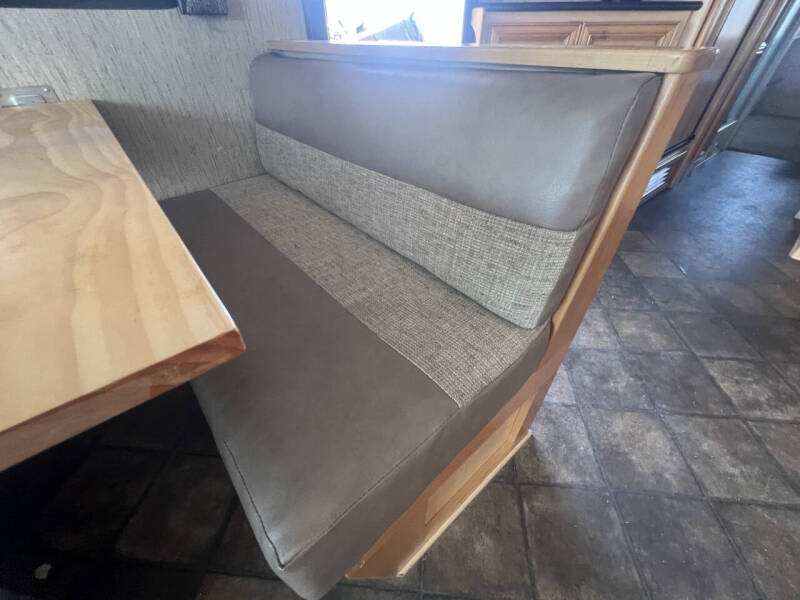 2014 Newmar Bay Star