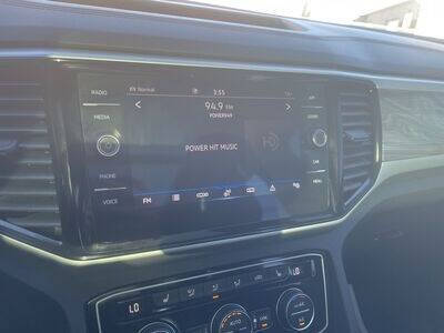 2023 Volkswagen Atlas Cross Sport SE 4Motion