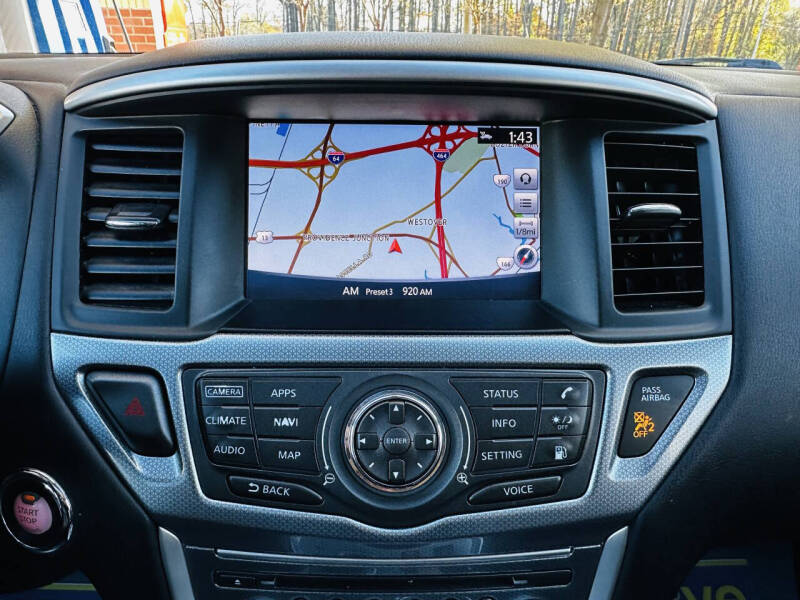 2018 Nissan Pathfinder SL