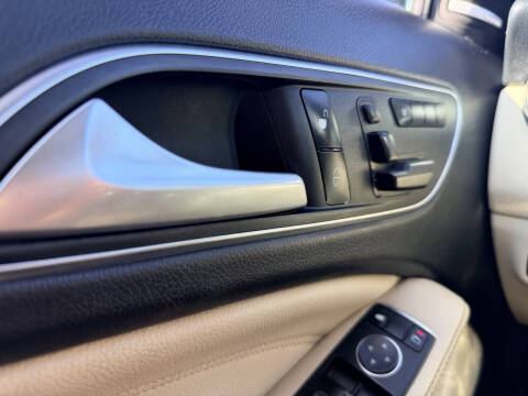 2015 Mercedes-Benz GLA GLA 250