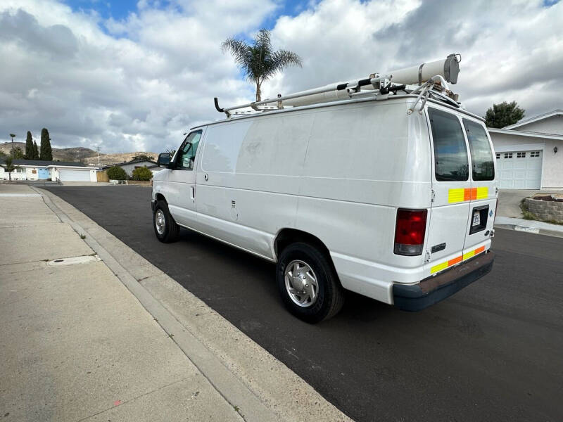 2010 Ford E-Series Econoline Van Commercial photo 7