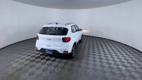 2022 Hyundai Venue SEL