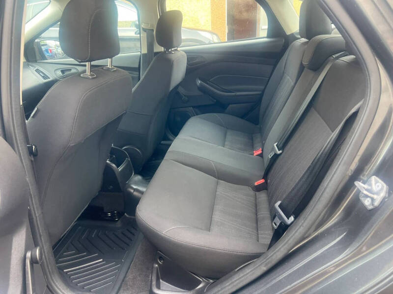 2017 Ford Focus S