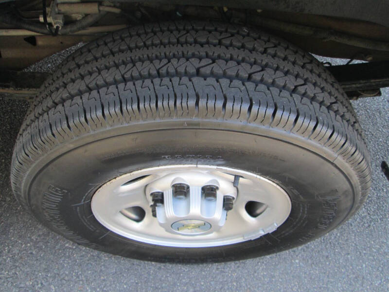 2024 Chevrolet Express 2500