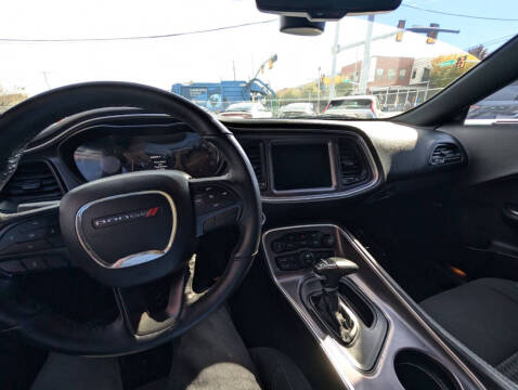 2018 Dodge Challenger SXT