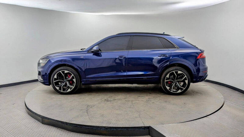 2019 Audi Q8 quattro Premium Plus 55 TFSI
