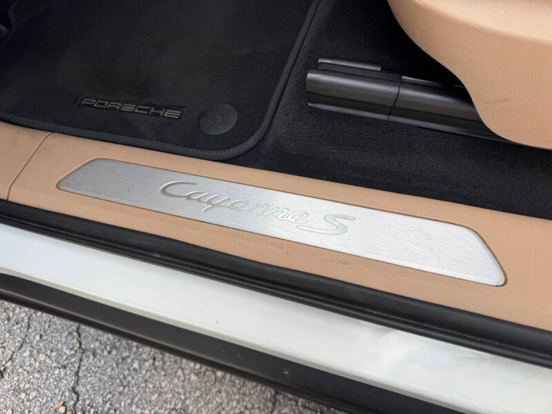 2019 Porsche Cayenne S