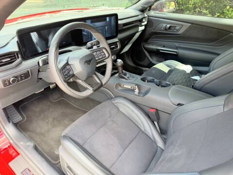 2024 Ford Mustang Dark Horse