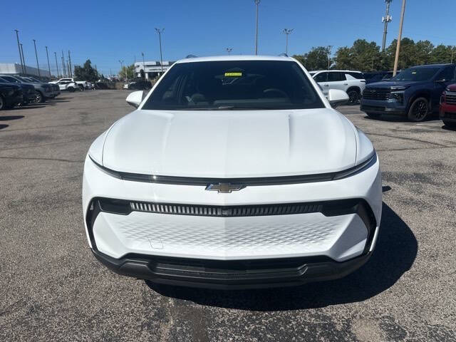 2026 Chevrolet Equinox EV LT 2