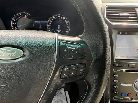 2017 Ford Explorer Platinum