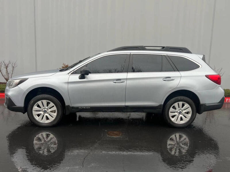 2019 Subaru Outback 2.5i
