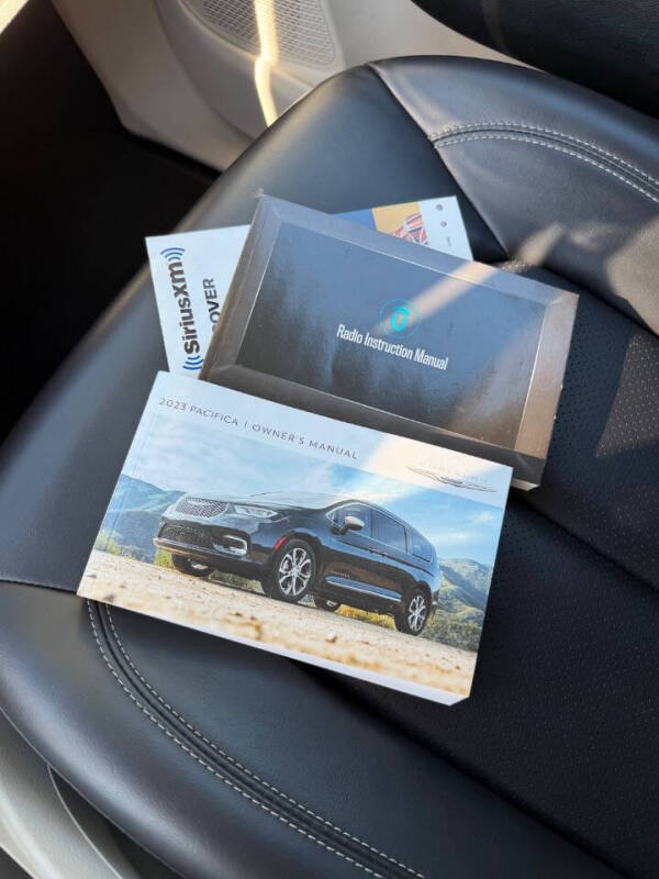 2023 Chrysler Pacifica Touring L