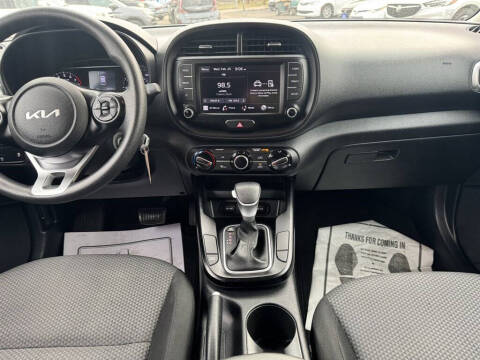 2022 Kia Soul LX
