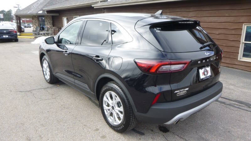 2023 Ford Escape Hybrid Active