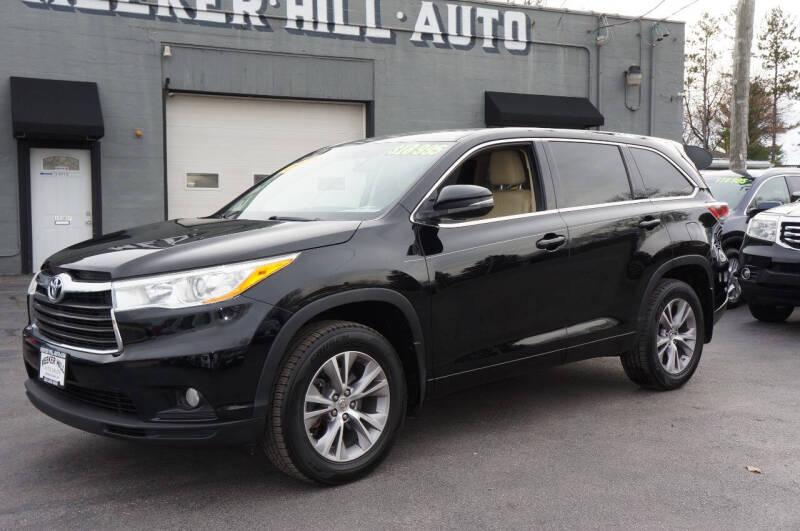 2014 Toyota Highlander LE Plus's photo