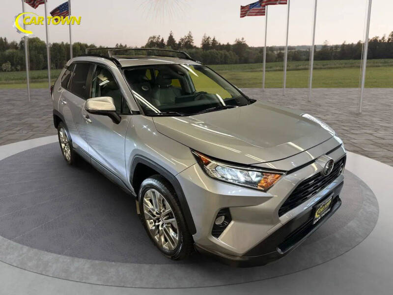 2019 Toyota RAV4 XLE Premium