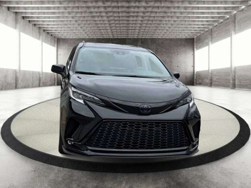 2024 Toyota Sienna XSE 7-Passenger