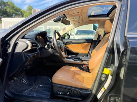 2017 Lexus IS 300