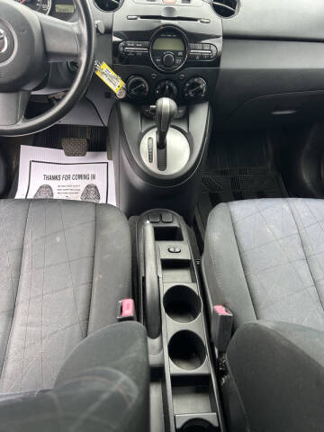 2014 Mazda MAZDA2 Sport