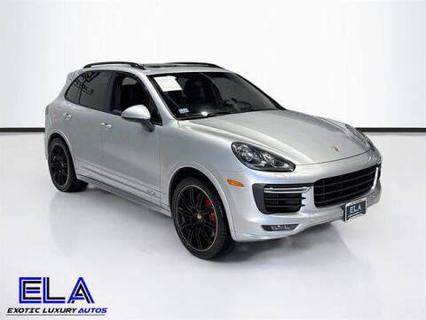 2016 Porsche Cayenne GTS