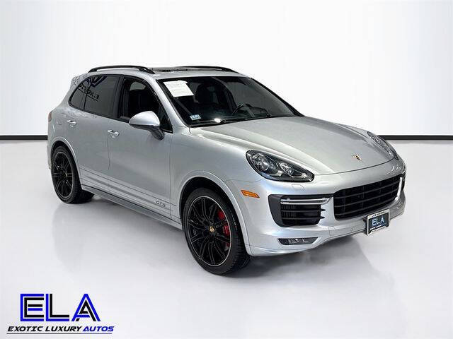 2016 Porsche Cayenne GTS