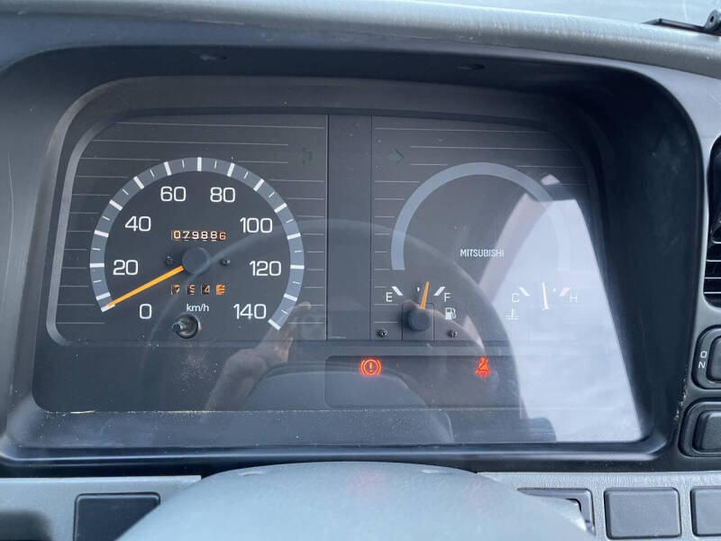 1998 Mitsubishi Canter