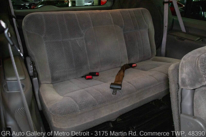 2005 Ford Excursion XLT