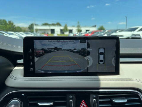 2023 Genesis G70