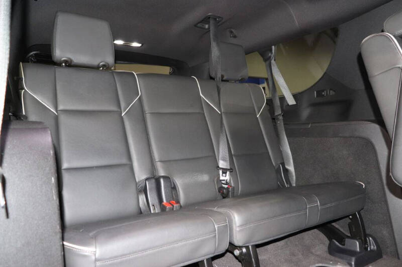 2022 Cadillac Escalade ESV Premium Luxury