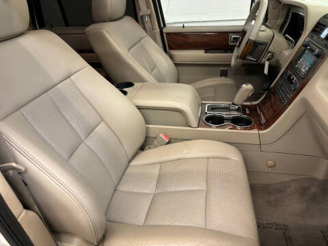 2012 Lincoln Navigator