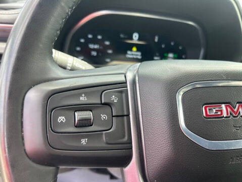 2024 GMC Yukon SLT