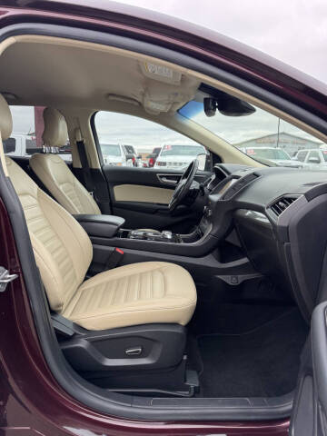 2019 Ford Edge SEL