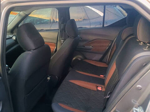 2018 Nissan Kicks SR