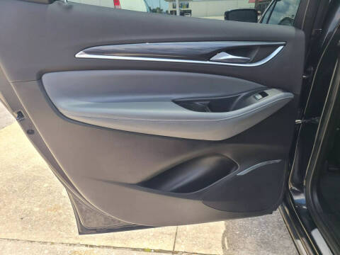 2020 Buick Enclave Essence