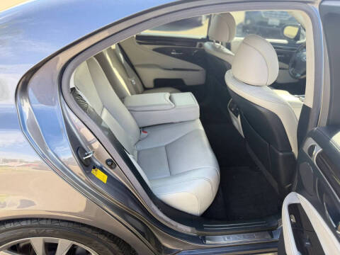2014 Lexus LS 460