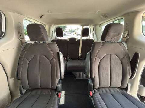 2018 Chrysler Pacifica Touring Plus