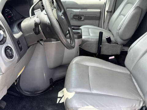 2010 Ford E-Series E-250