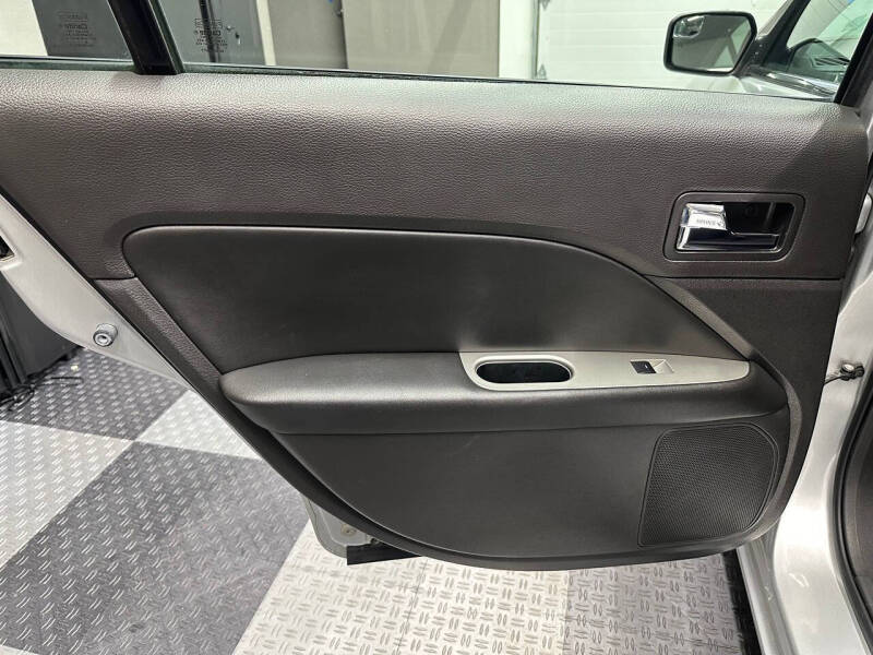 2011 Ford Fusion SEL