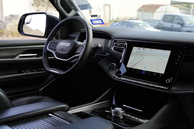 2024 Jeep Wagoneer L