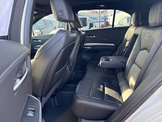 2021 Cadillac XT4 Premium Luxury