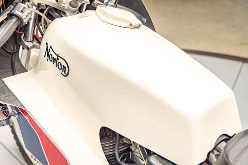 1974 Norton 850 John Player Special