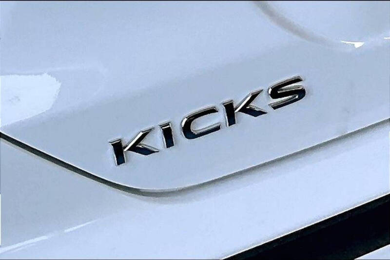 2022 Nissan Kicks S