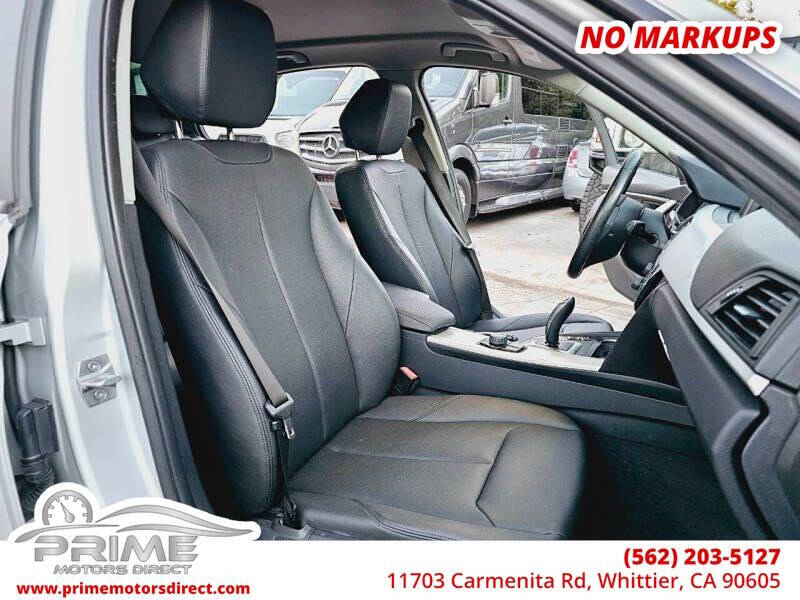 2017 BMW 3 Series 320i