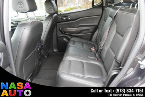 2017 GMC Acadia SLT-1