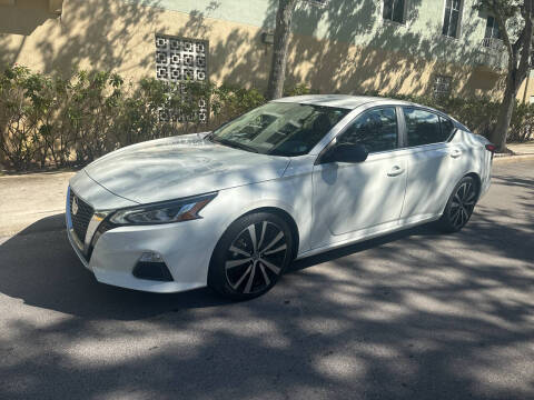 2020 Nissan Altima for sale at CarMart of Broward in Lauderdale Lakes FL